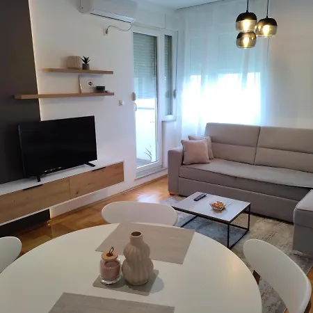 Tara Apartment